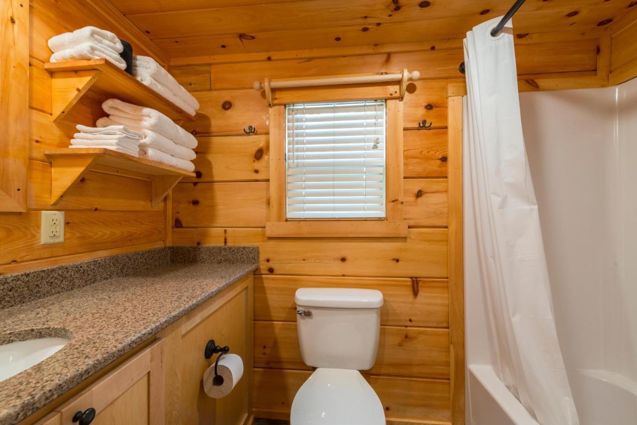 Great Escapes Rv Resort Bryan College Station Esterno foto