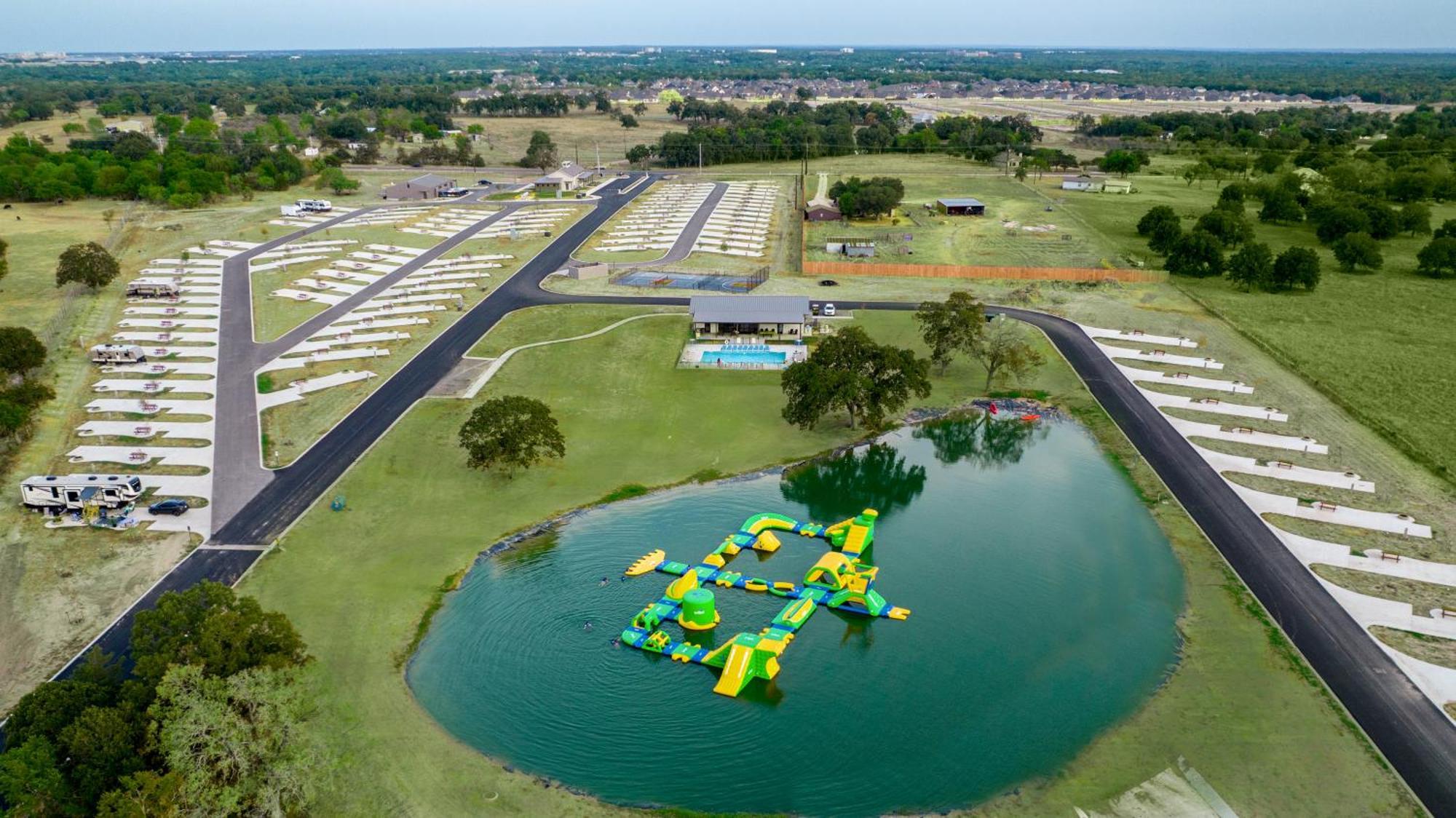 Great Escapes Rv Resort Bryan College Station Esterno foto